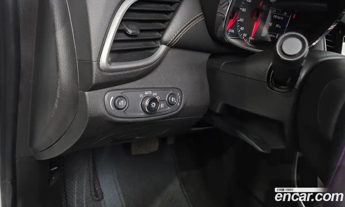 Chevrolet Trax 2018 1.6 гидро, фото 30