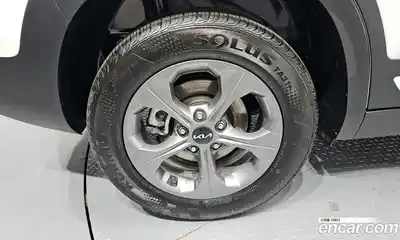 Kia Seltos 2025 1.6 автомат (гидро), миниатюра 5