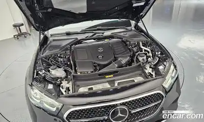 Mercedes-Benz E-Class 2025 2.0 гидро, миниатюра 6