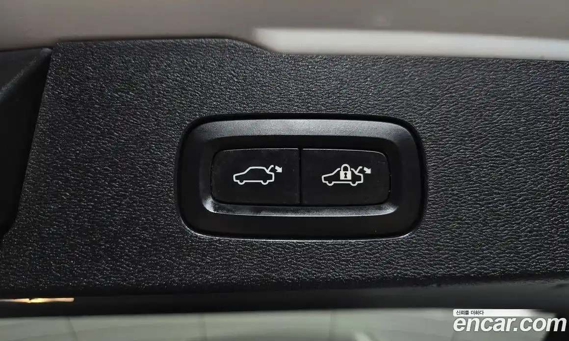 Volvo V60 2019 2.0 автомат (гидро), фото 17