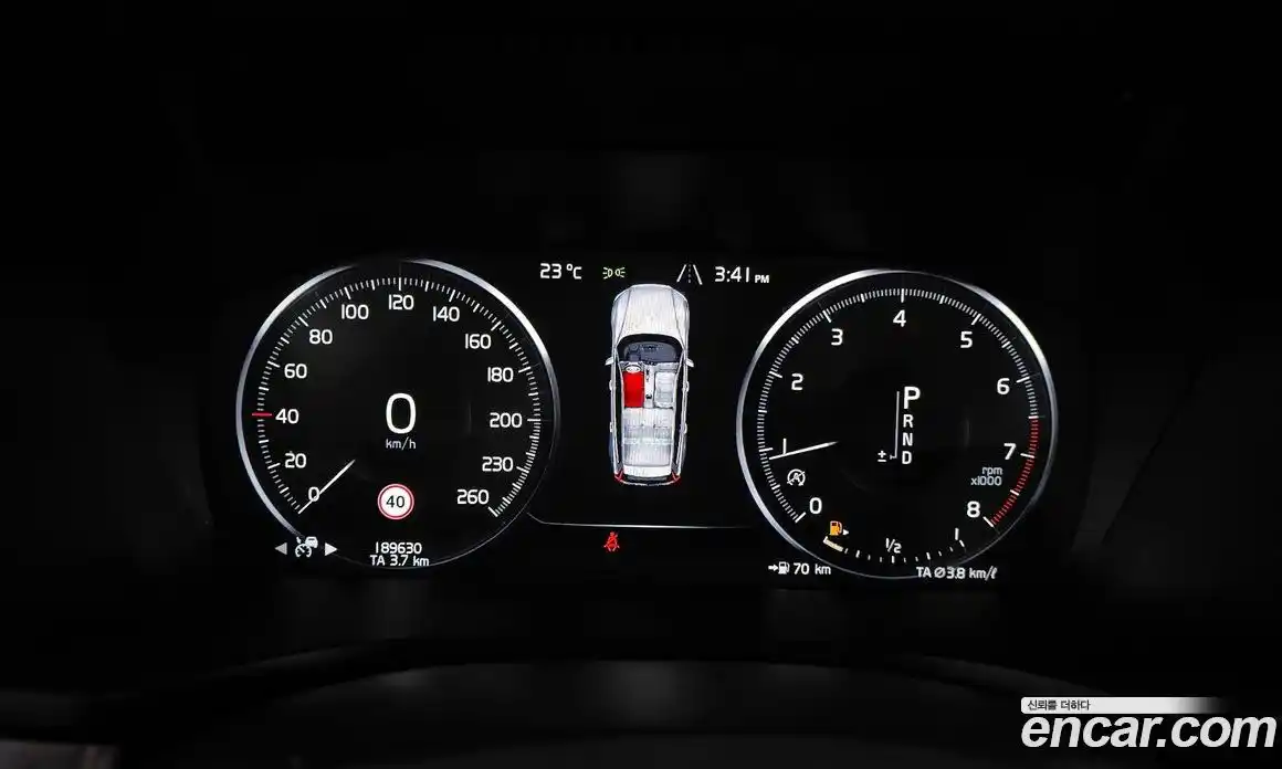 Volvo V60 2019 2.0 автомат (гидро), фото 8