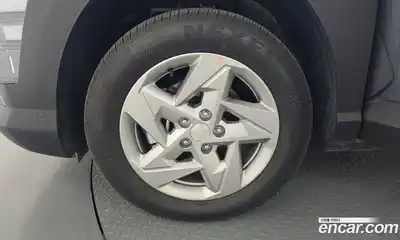 Hyundai Kona 2025 1.6 автомат (гидро), миниатюра 5