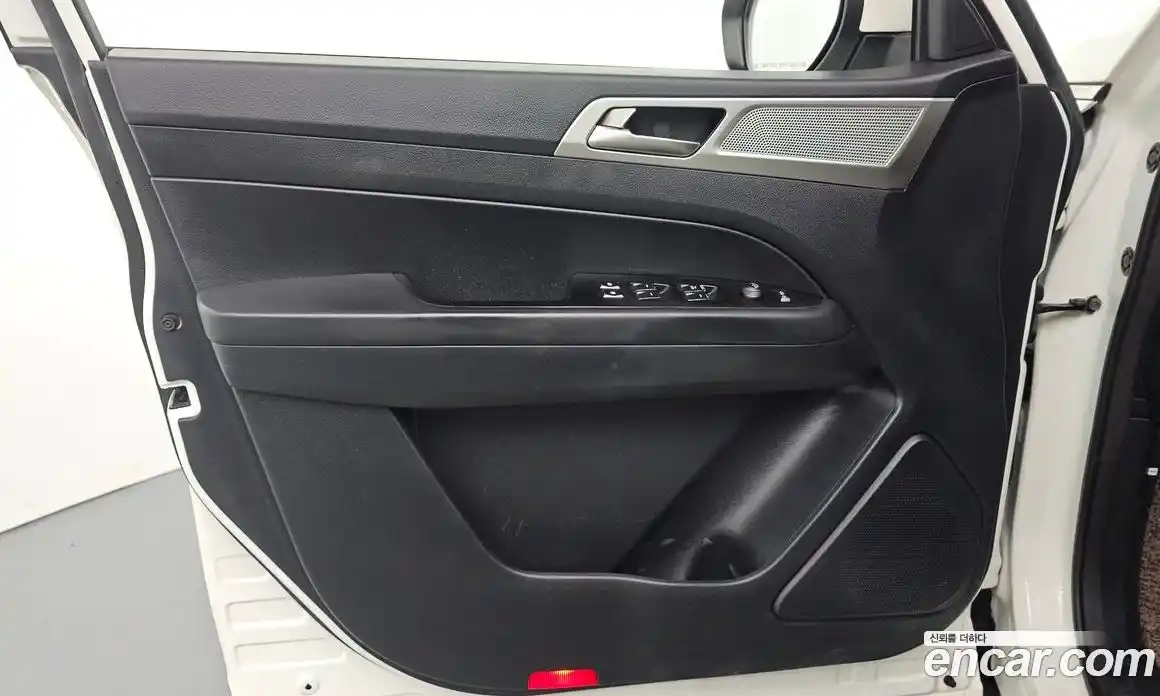 SsangYong Rexton 2019 2.2 автомат (гидро), фото 14