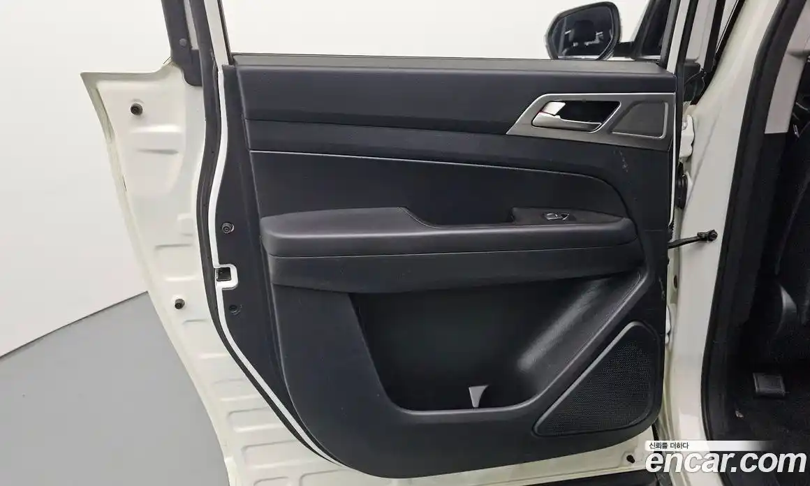 SsangYong Rexton 2019 2.2 автомат (гидро), фото 15