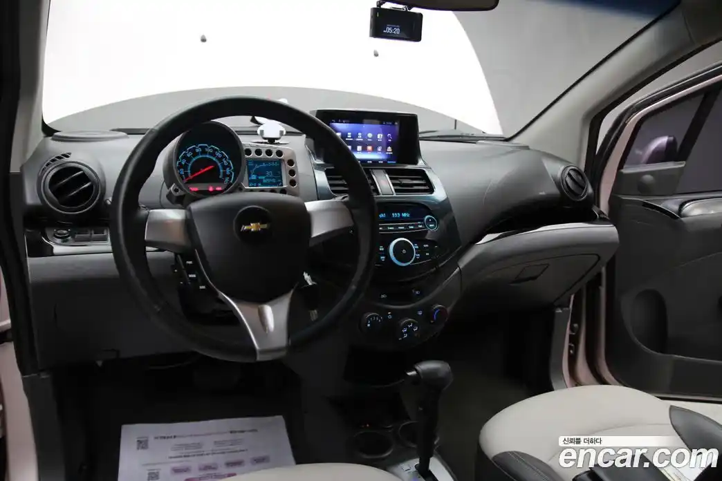 Chevrolet Spark 2011 1.0 автомат (гидро), фото 13