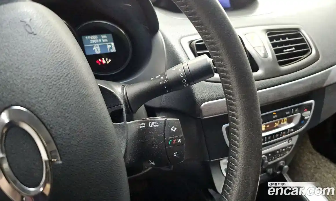 Renault SM3 2010 1.6 гидро, фото 18