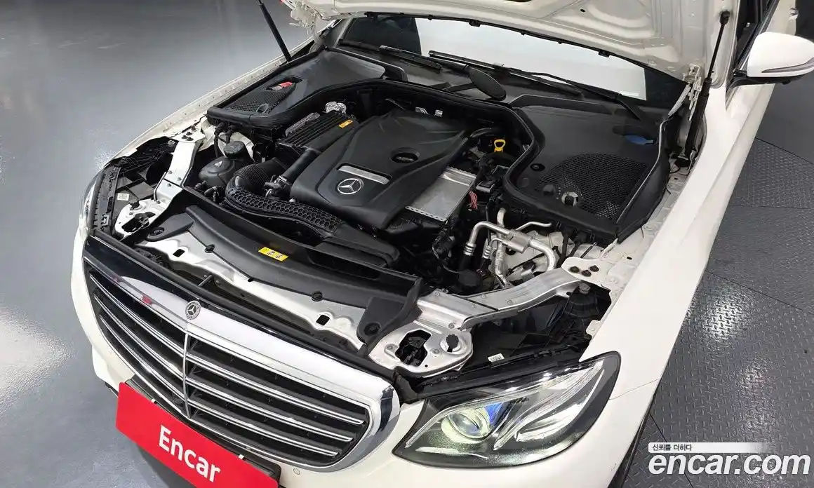Mercedes-Benz E-Class 2018 2.0 автомат (гидро), фото 6