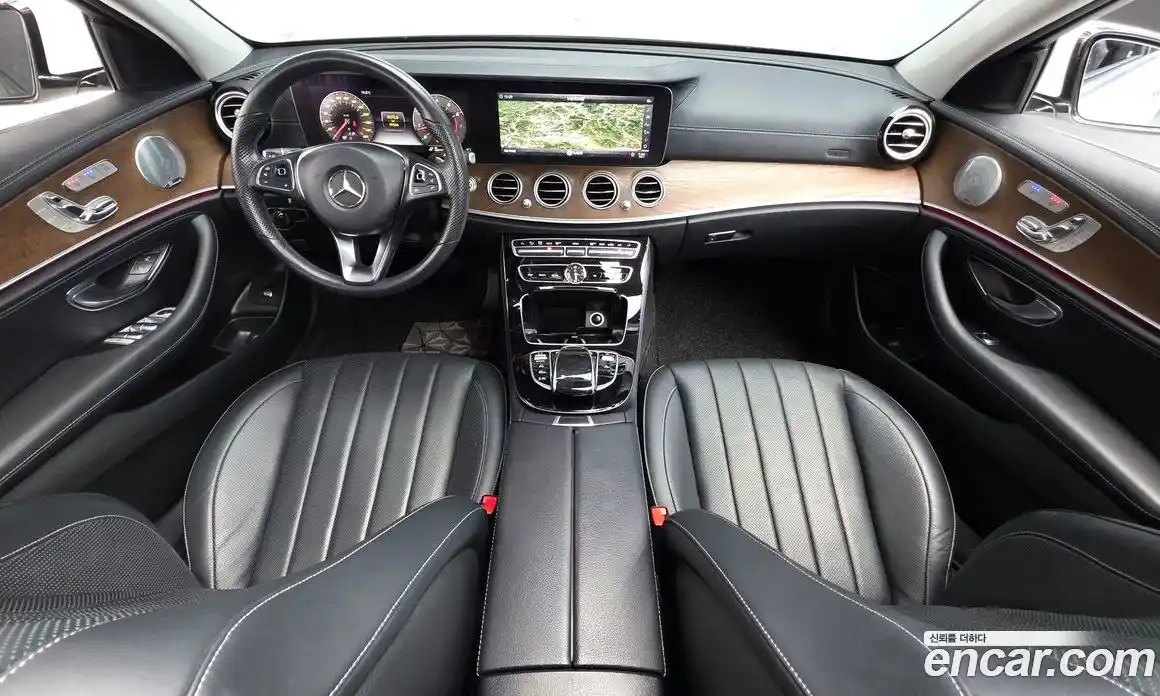 Mercedes-Benz E-Class 2018 2.0 автомат (гидро), фото 8
