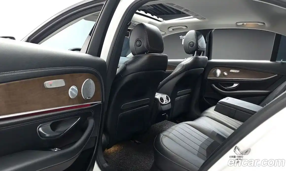 Mercedes-Benz E-Class 2018 2.0 автомат (гидро), фото 9