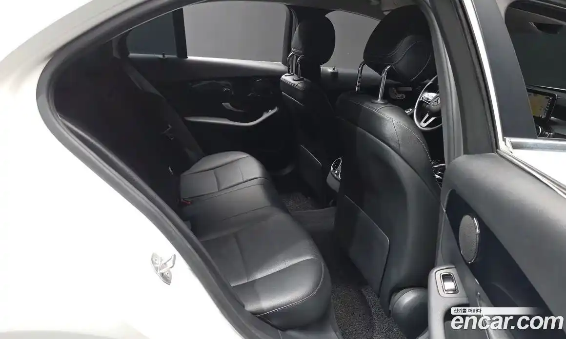 Mercedes-Benz C-Class 2019 2.0 гидро, фото 11
