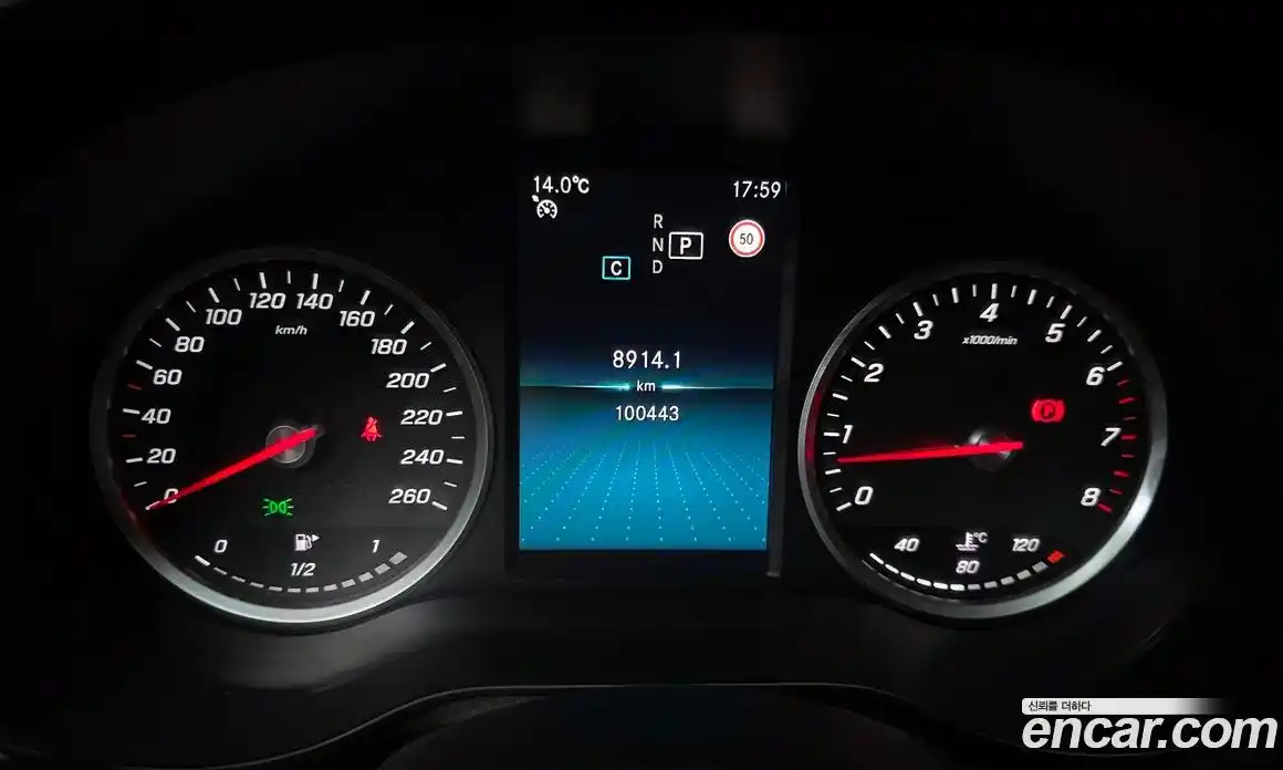 Mercedes-Benz C-Class 2019 2.0 гидро, фото 7