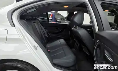 BMW 3-Series 2017 2.0 гидро, миниатюра 11