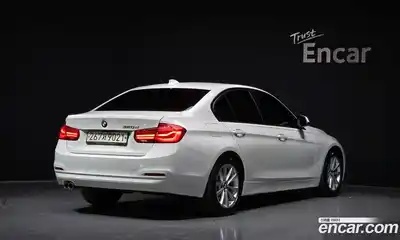 BMW 3-Series 2017 2.0 гидро, миниатюра 2