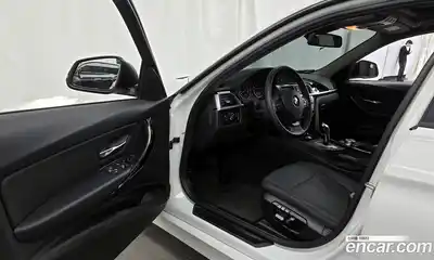 BMW 3-Series 2017 2.0 гидро, миниатюра 10