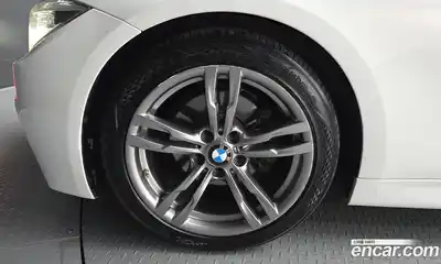 BMW 3-Series 2016 2.0 гидро, миниатюра 5