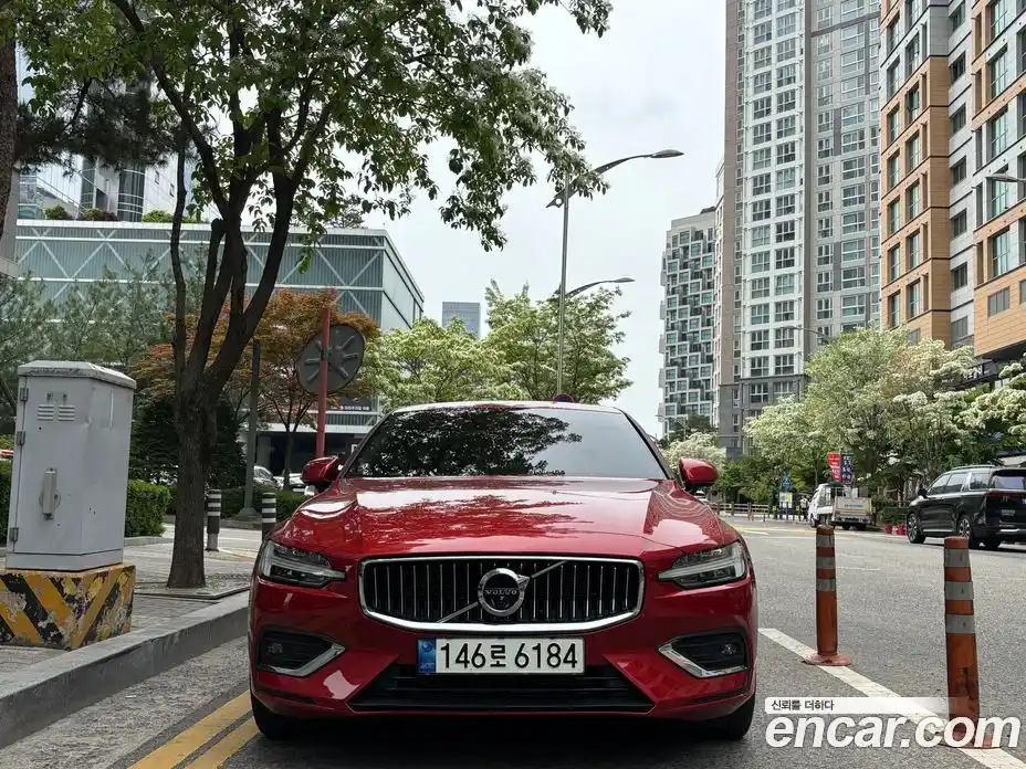 Volvo S60 2021 2.0 автомат (гидро), фото 3