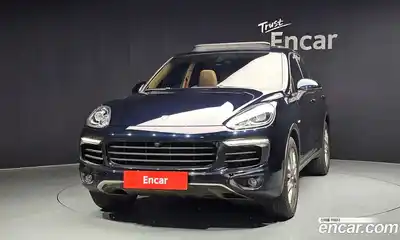 Porsche Cayenne 2015 4.1 автомат (гидро), миниатюра 3