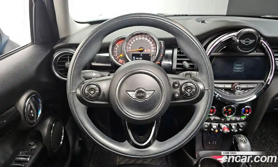 Mini Cooper 2015 1.5 автомат (гидро), фото 13