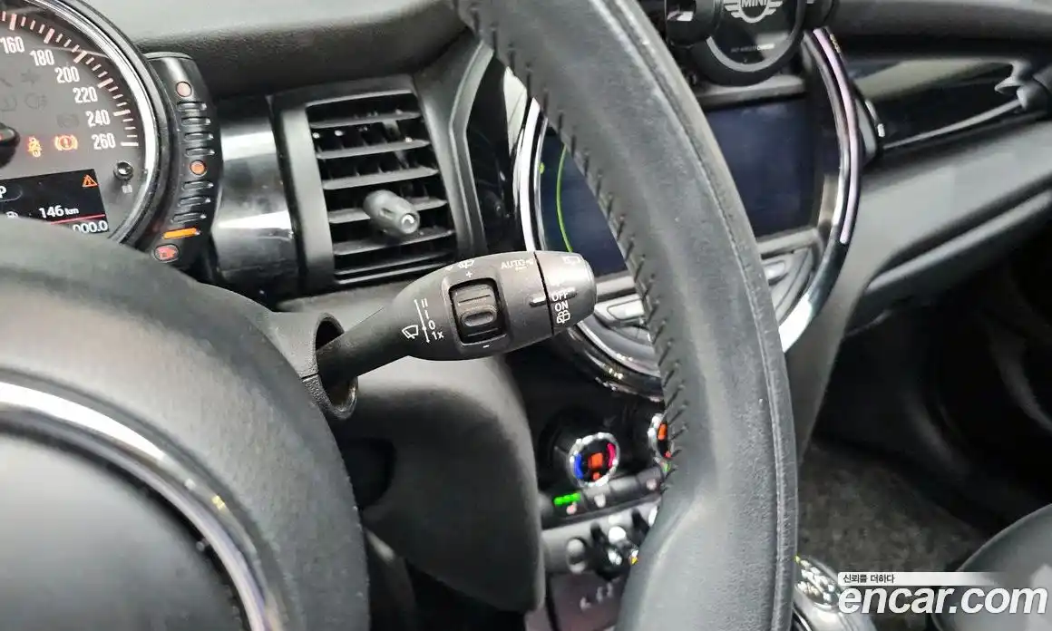 Mini Cooper 2015 1.5 автомат (гидро), фото 16