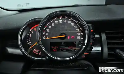Mini Cooper 2015 1.5 автомат (гидро), миниатюра 8