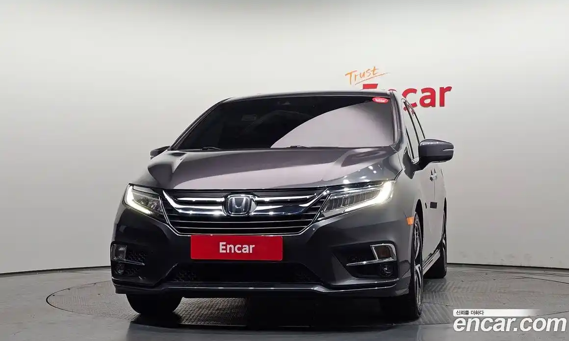 Honda Odyssey 2019 3.5 автомат (гидро), фото 3
