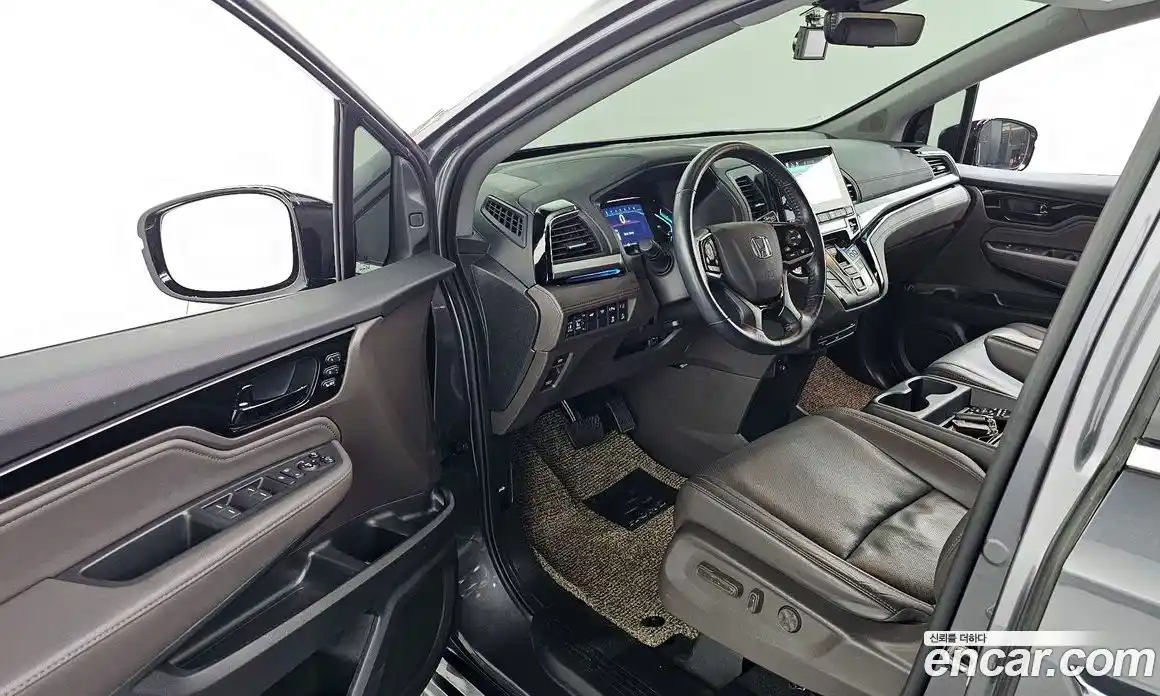 Honda Odyssey 2019 3.5 автомат (гидро), фото 10