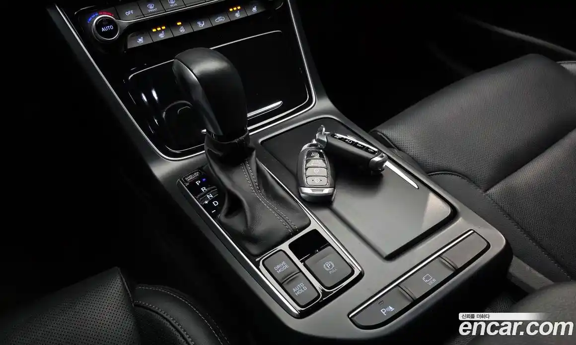 Hyundai Grandeur 2018 2.4 гидро, фото 12