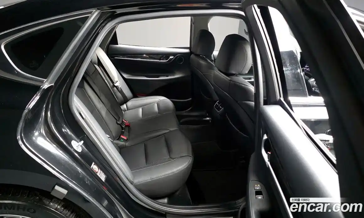Hyundai Grandeur 2018 2.4 гидро, фото 17