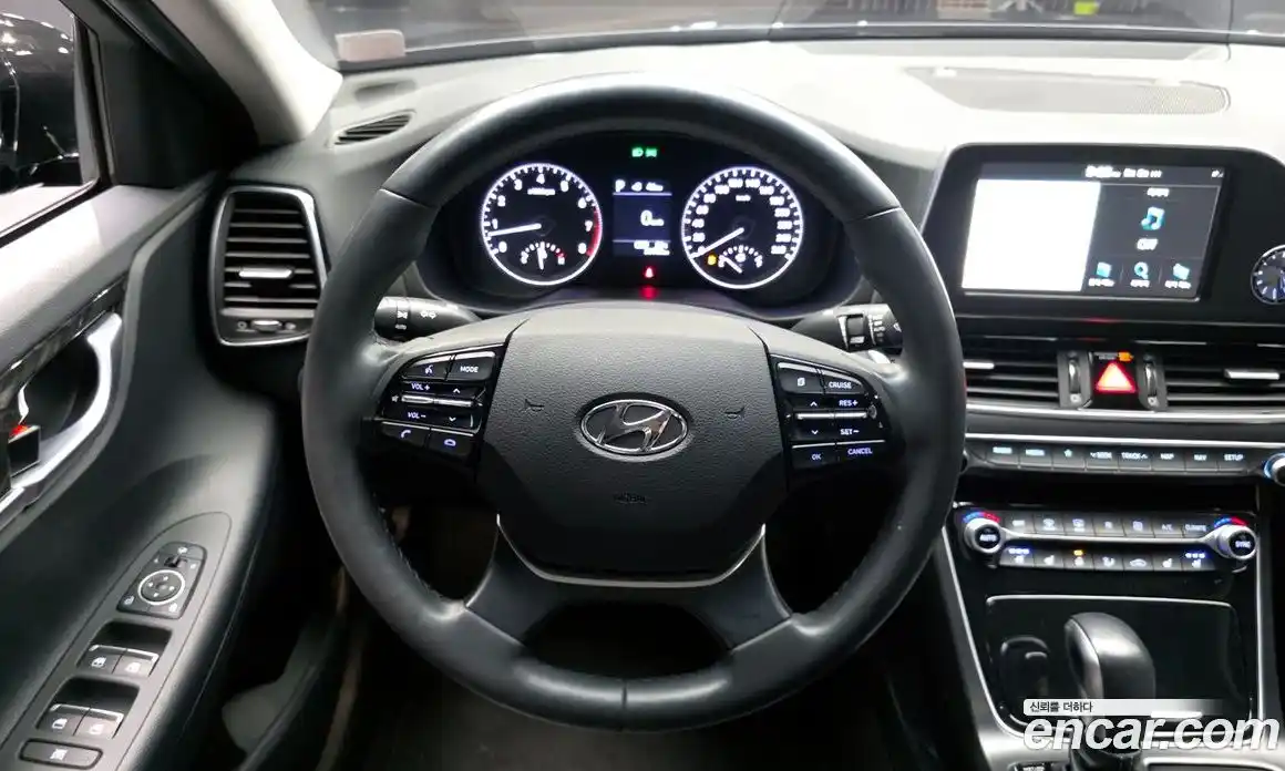 Hyundai Grandeur 2018 2.4 гидро, фото 19