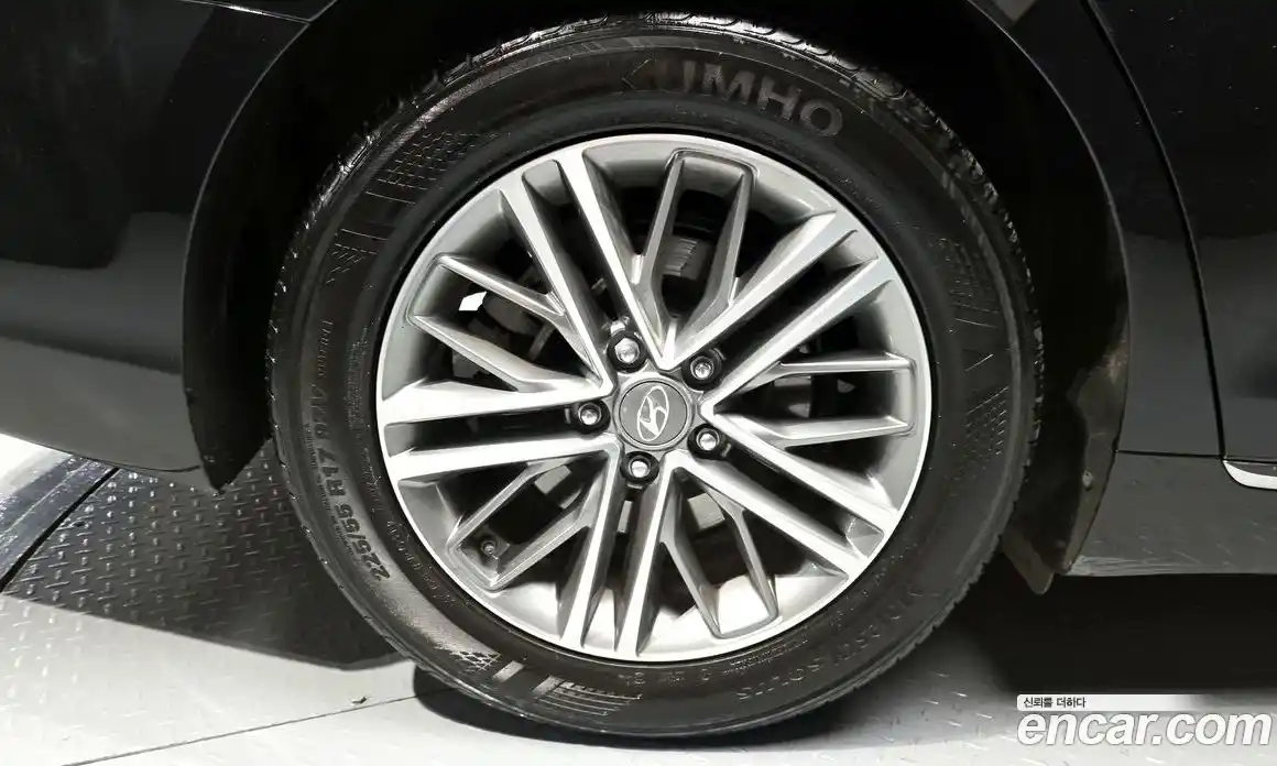 Hyundai Grandeur 2018 2.4 гидро, фото 32