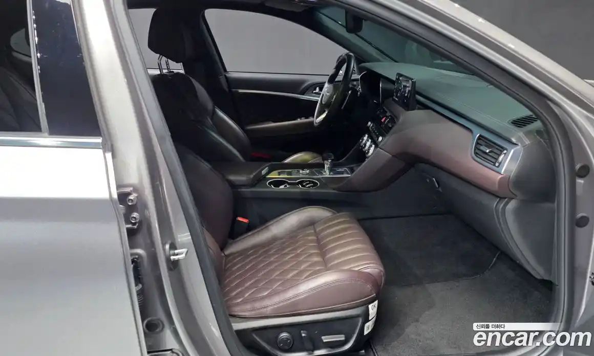 Genesis G70 2022 2.0 гидро, фото 11