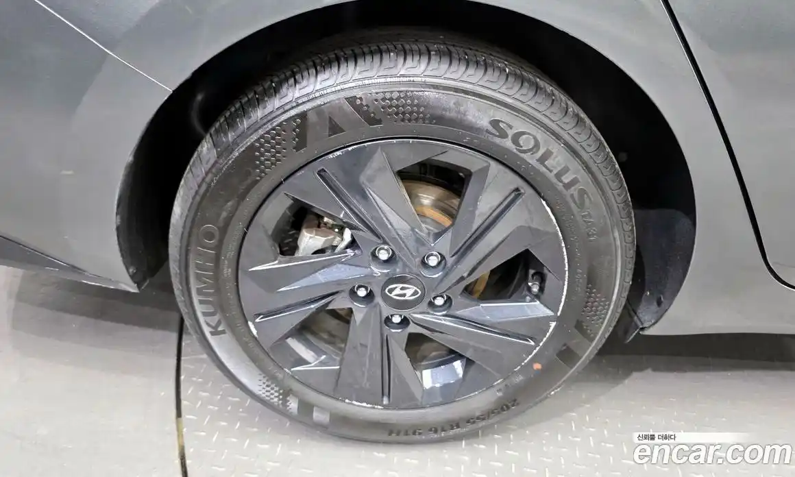 Hyundai Avante 2023 1.6 гидро, фото 5