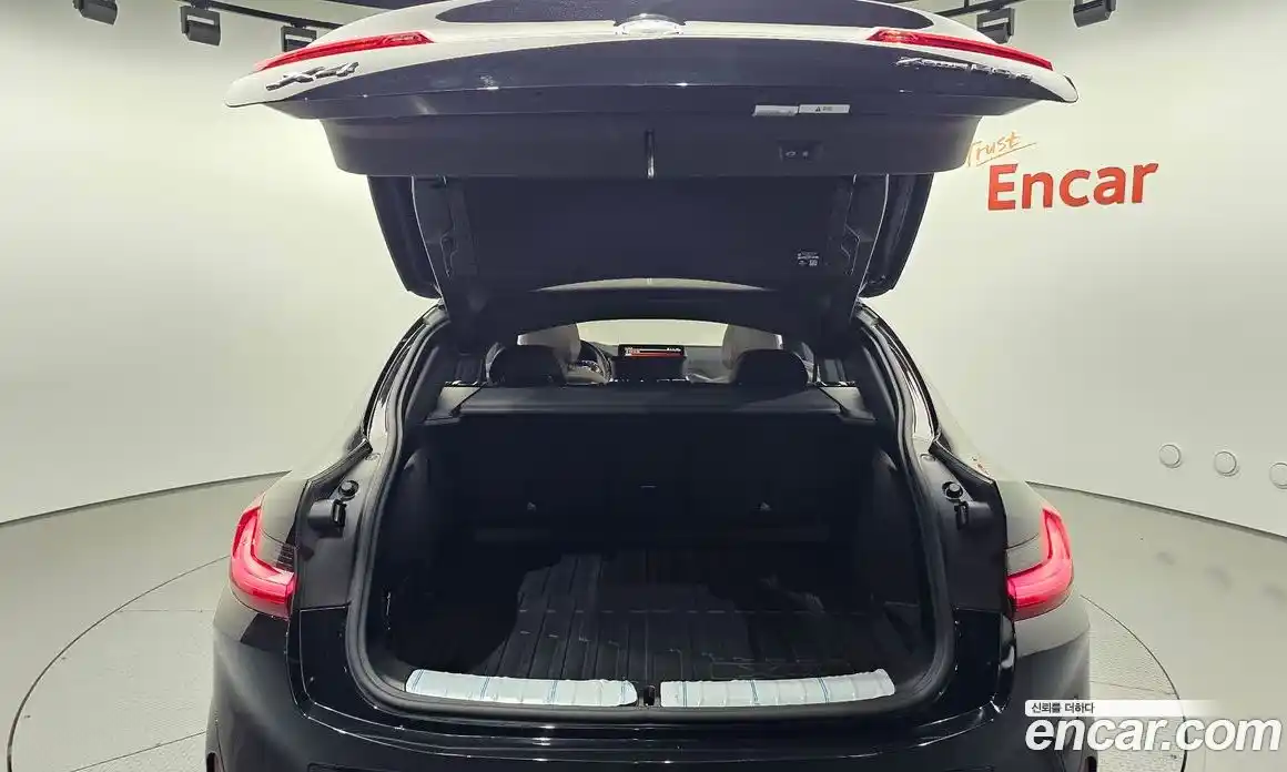 BMW X4 2024 2.0 гидро, фото 18