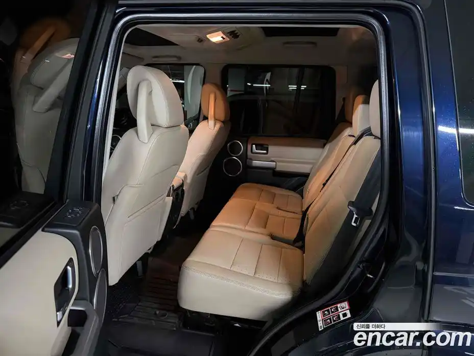 Land Rover Discovery 2009 2.7 автомат (гидро), фото 11