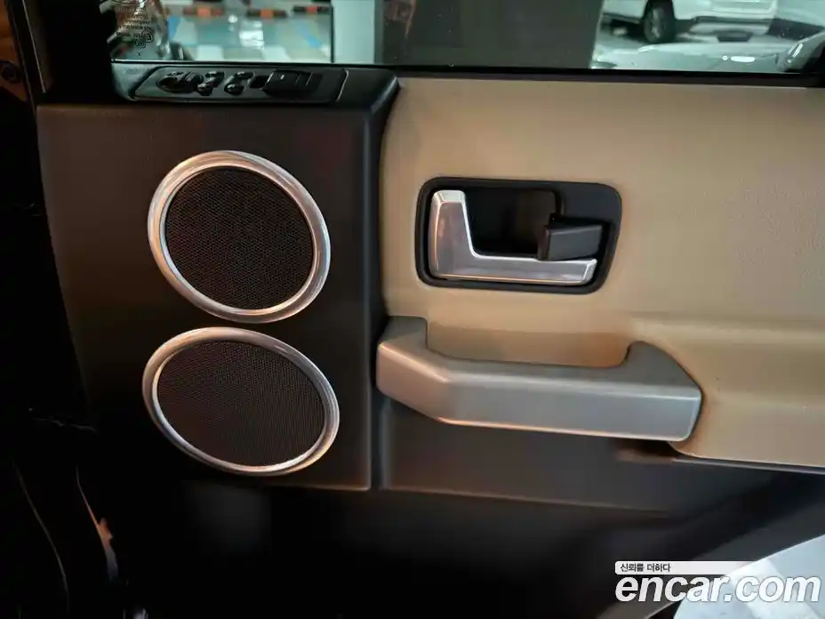 Land Rover Discovery 2009 2.7 автомат (гидро), фото 19