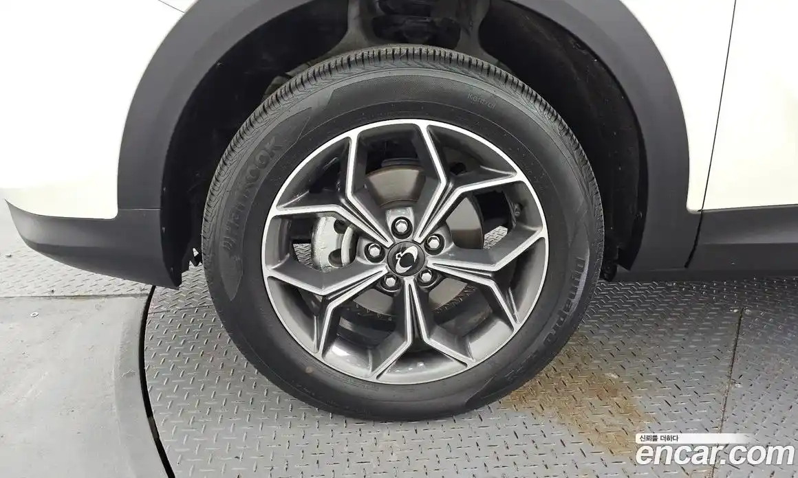 SsangYong Korando 2024 1.5 автомат (гидро), фото 5