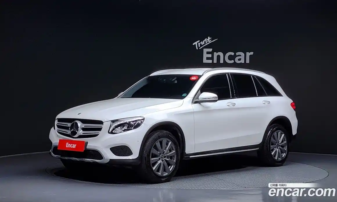Mercedes-Benz GLC-Class 2018 2.0 гидро, фото 1 Mercedes-Benz GLC-Class 2018 2.0 гидро, фото 1
