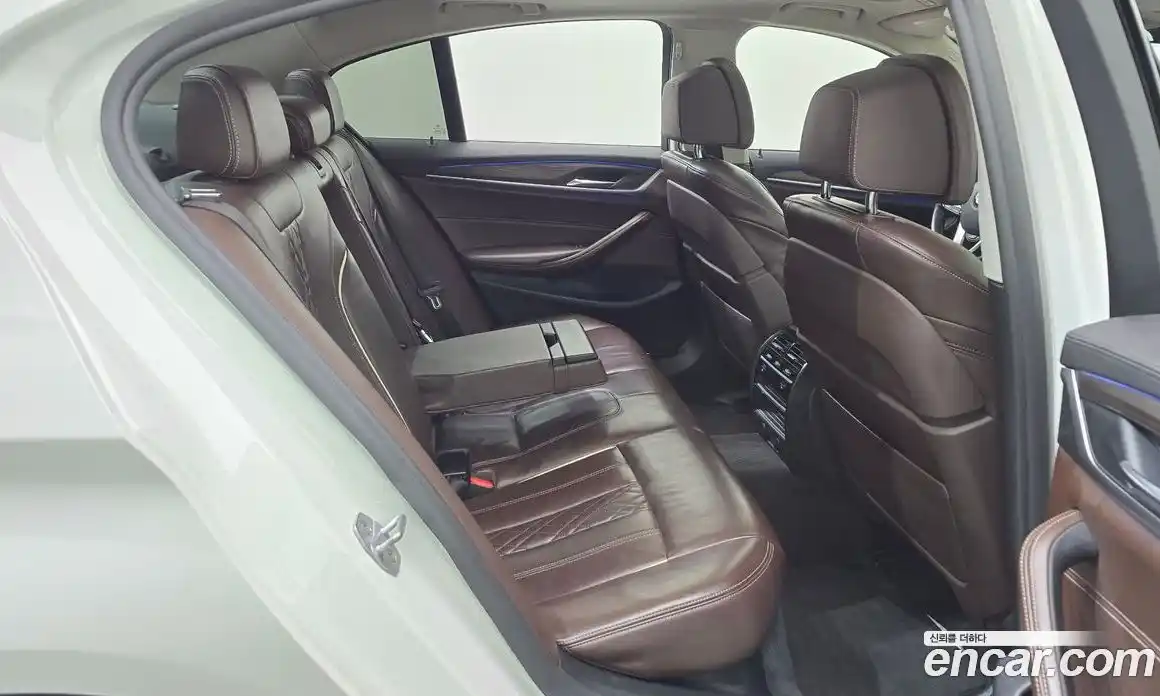 BMW 5 серия 2018 2.0 автомат (гидро), фото 12