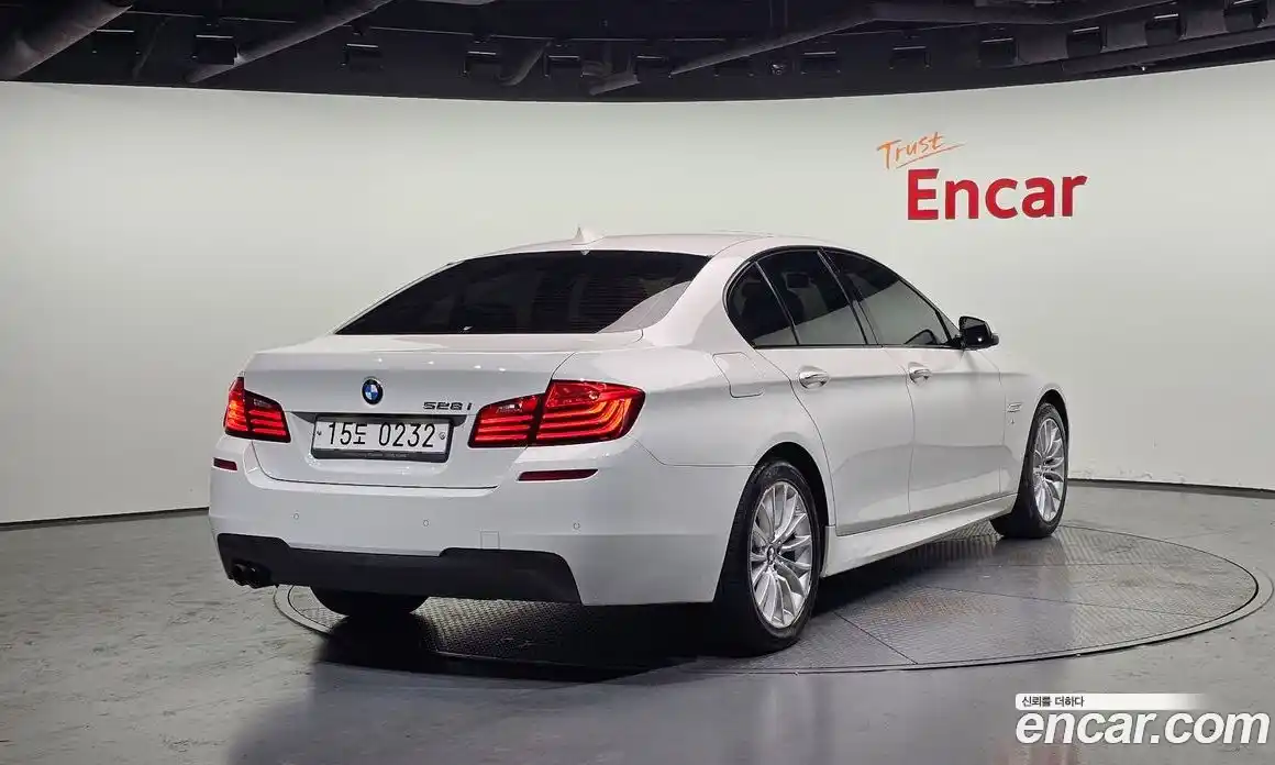 BMW 5-Series 2016 2.0 гидро, фото 2