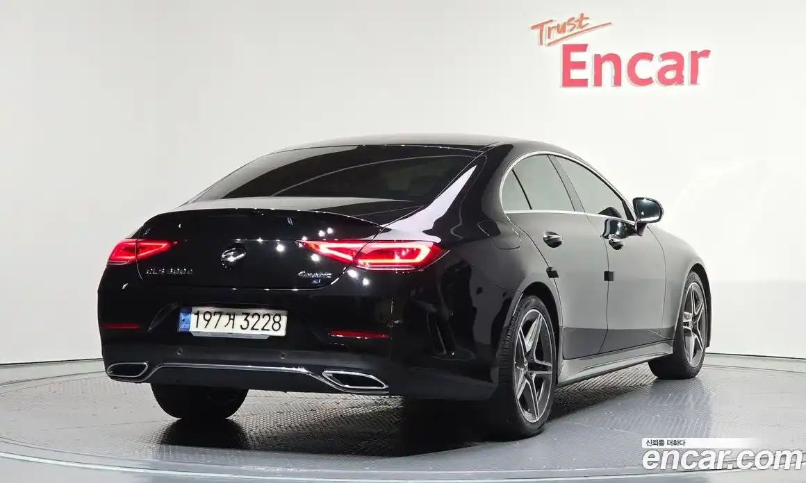Mercedes-Benz CLS-Class 2022 2.0 гидро, фото 2
