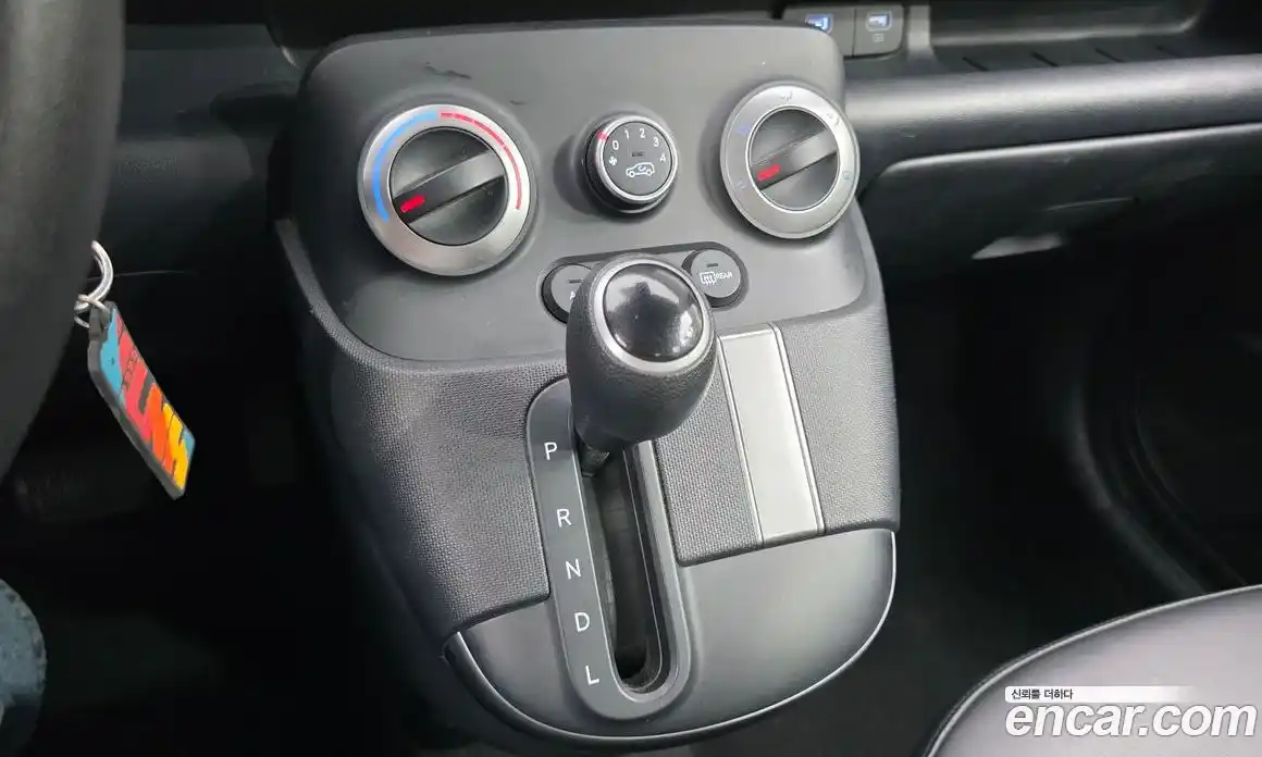 Hyundai Casper 2022 1.0 автомат (гидро), фото 9