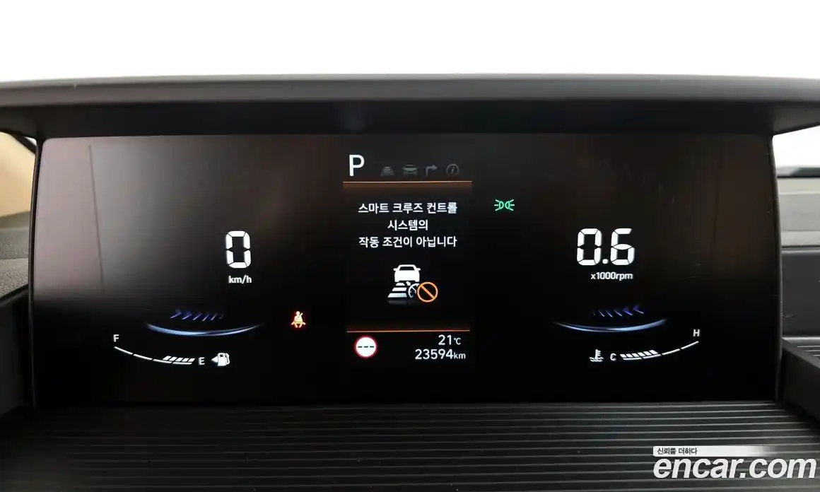Hyundai Staria 2023 3.5 гидро, фото 11
