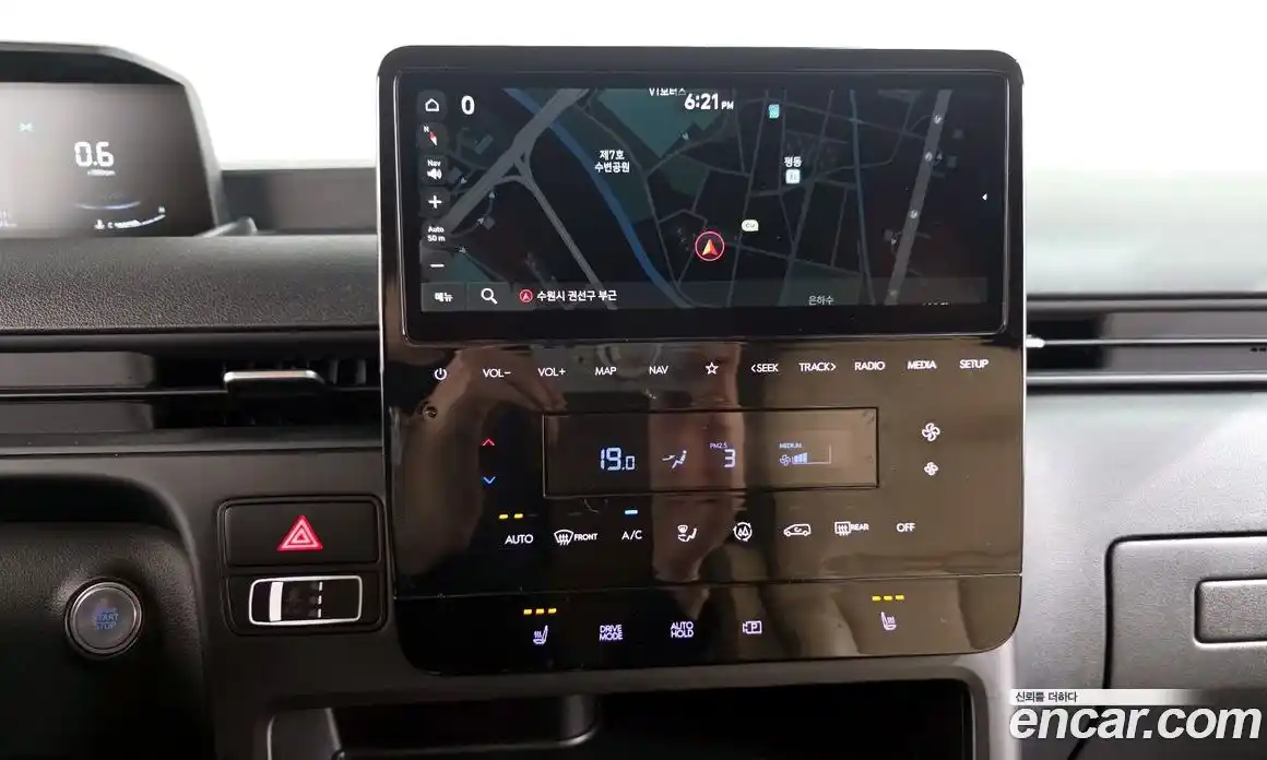 Hyundai Staria 2023 3.5 гидро, фото 19