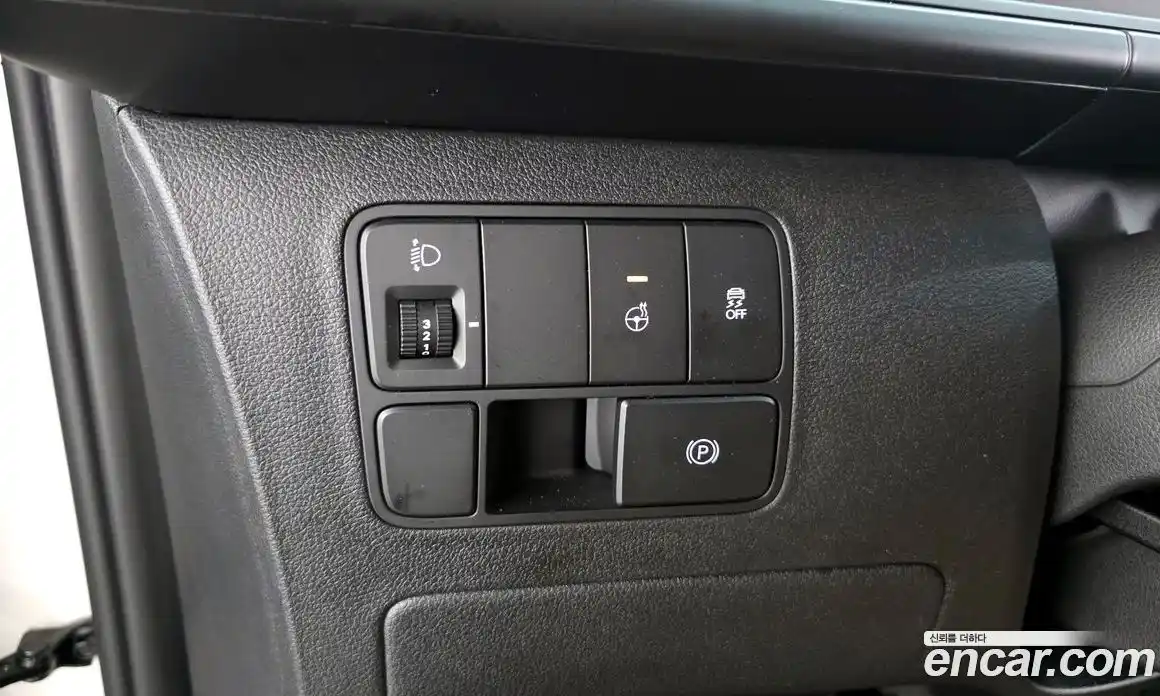 Hyundai Staria 2023 3.5 гидро, фото 29