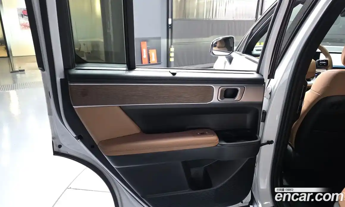 Hyundai Santa Fe 2023 2.5 гидро, фото 15