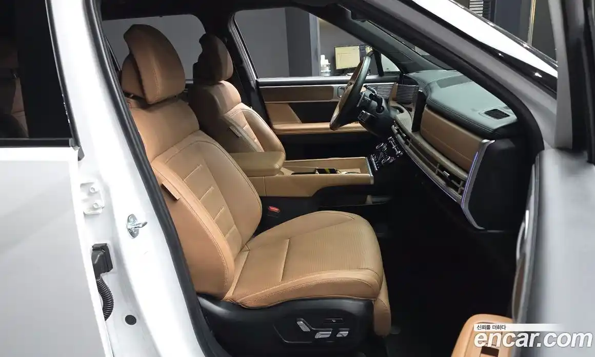 Hyundai Santa Fe 2023 2.5 гидро, фото 17