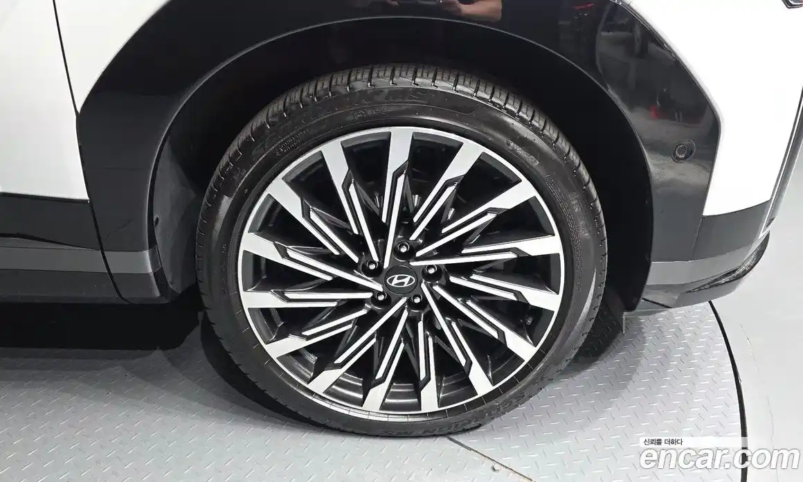 Hyundai Santa Fe 2023 2.5 гидро, фото 5