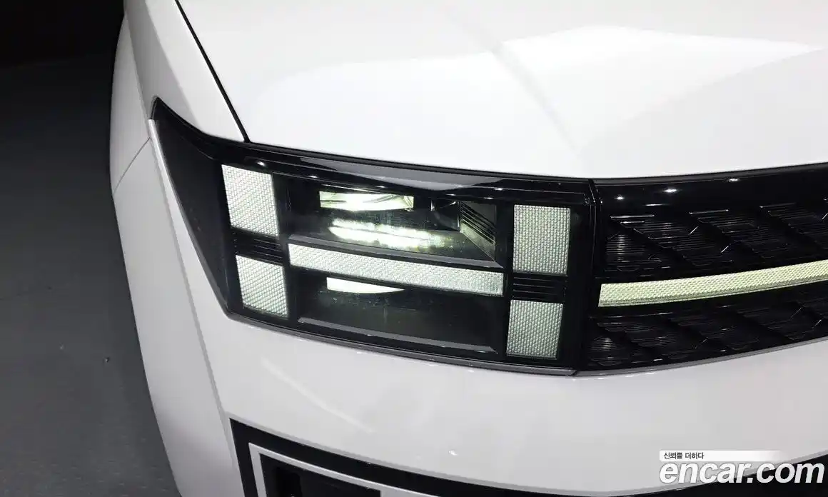 Hyundai Santa Fe 2023 2.5 гидро, фото 8