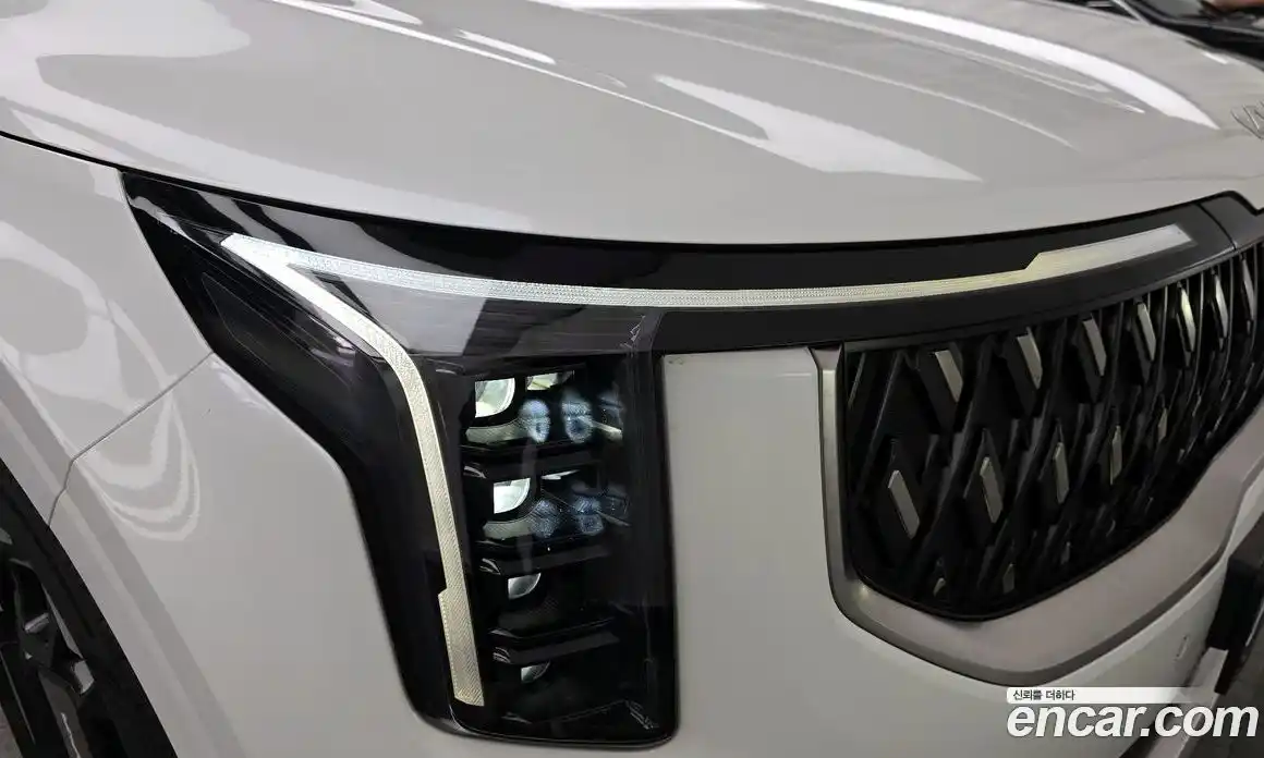 Kia Carnival 2025 2.2 автомат (гидро), фото 8