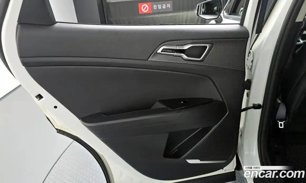 Kia Sportage 2023 1.6 автомат (гидро), фото 15